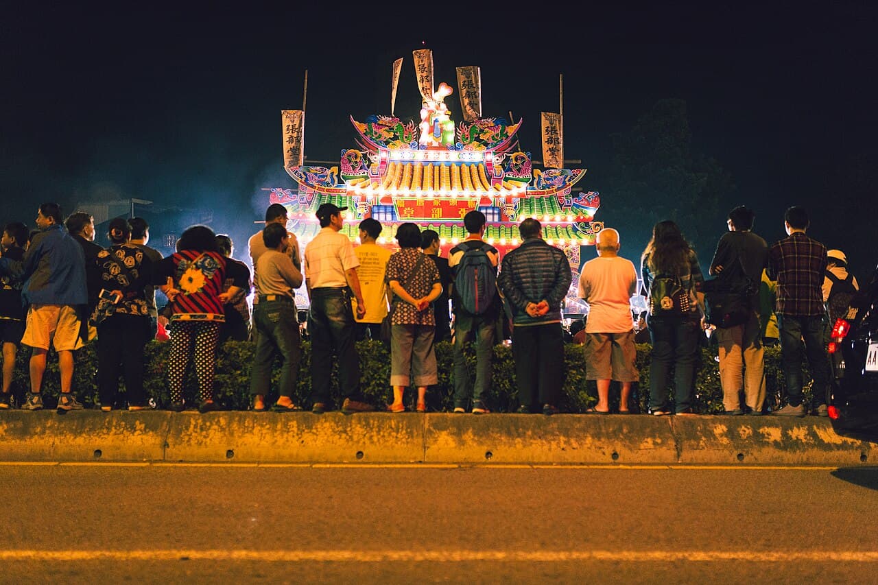 艋舺青山王祭:台北老城區的夜巡信仰